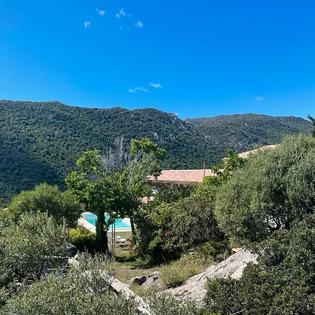 Guetali Du Village 莫纳奇亚道勒内