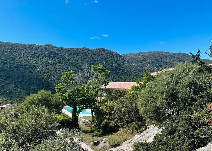 Guetali Du Village 莫纳奇亚道勒内